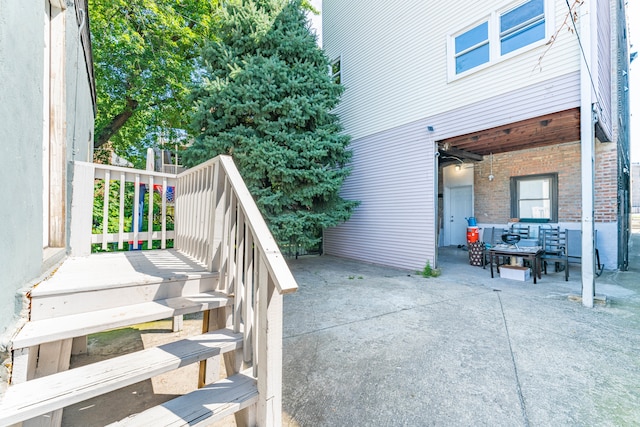 view of patio with an outdoor hangout area