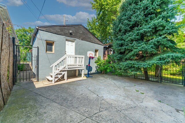 view of back of house