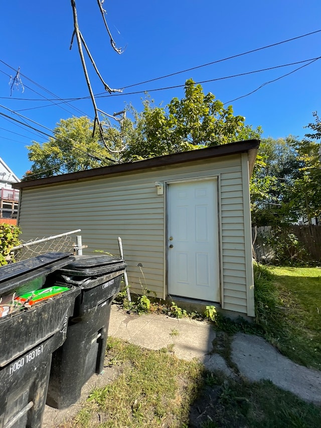 view of outbuilding