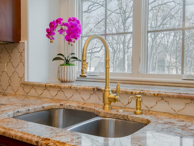 room details featuring sink