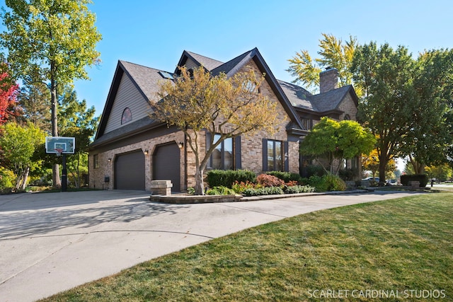 view of front facade with a front lawn and a garage