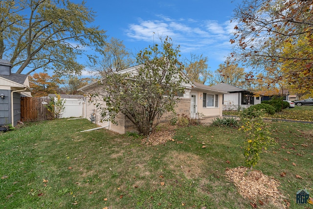 exterior space featuring a yard