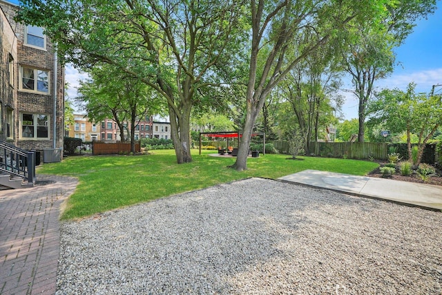 view of yard featuring a patio