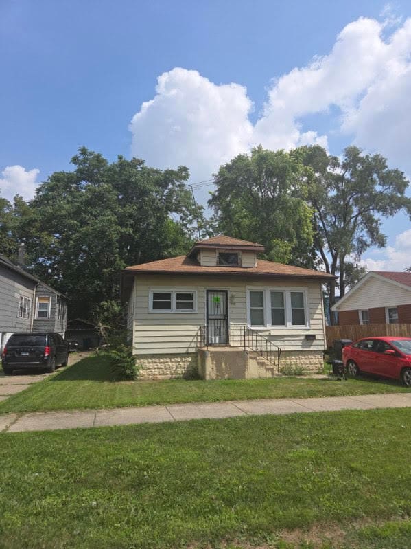 312 E 136th St, Chicago, IL 60827 - photo 1