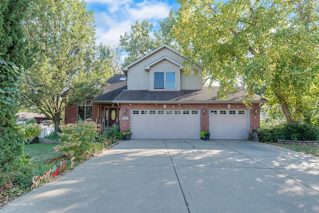 view of front property featuring a garage