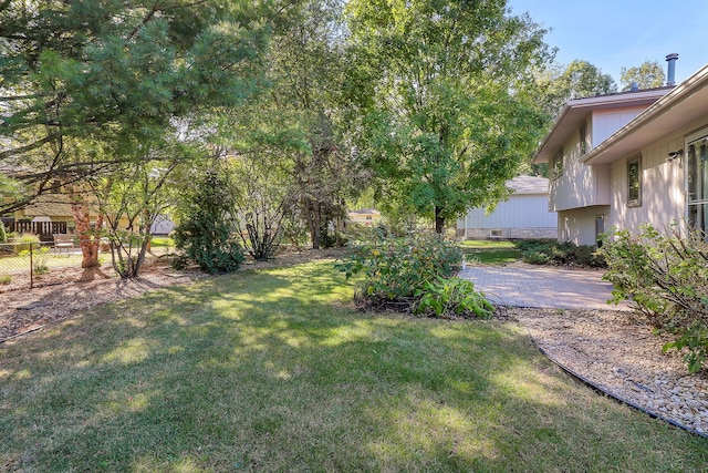 view of yard with a patio area