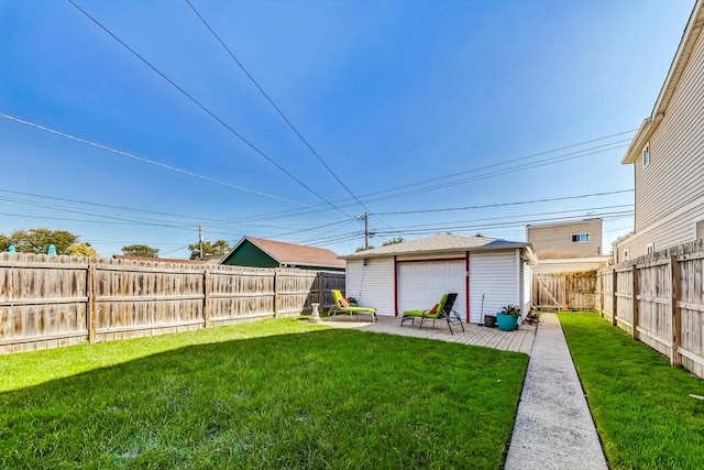 view of yard with a patio