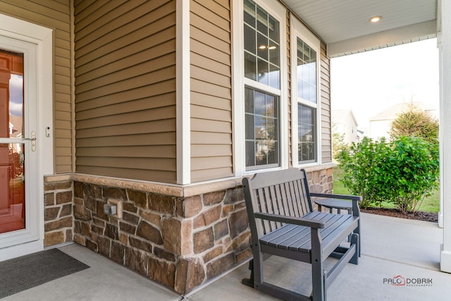 view of patio / terrace featuring covered porch