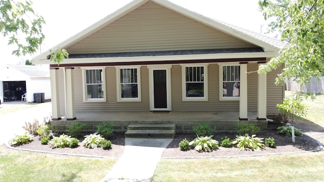 618 S Thomas St, Gilman, IL 60938 - photo 2