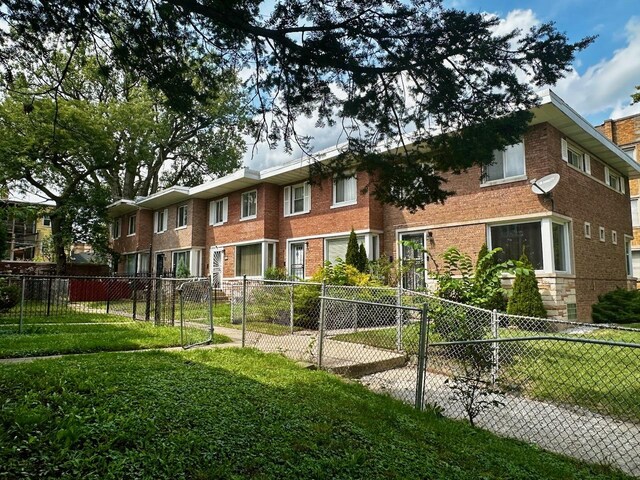 8338 S Ingleside Ave, Chicago, IL 60619 - back of house with brick siding
