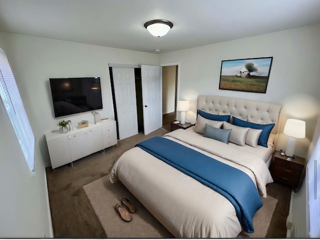 view of carpeted bedroom