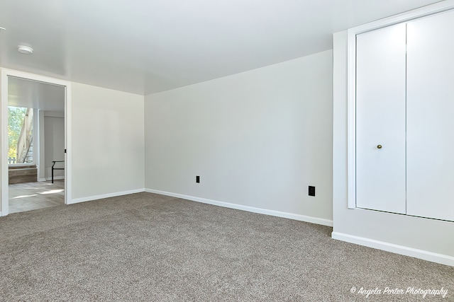 view of carpeted spare room