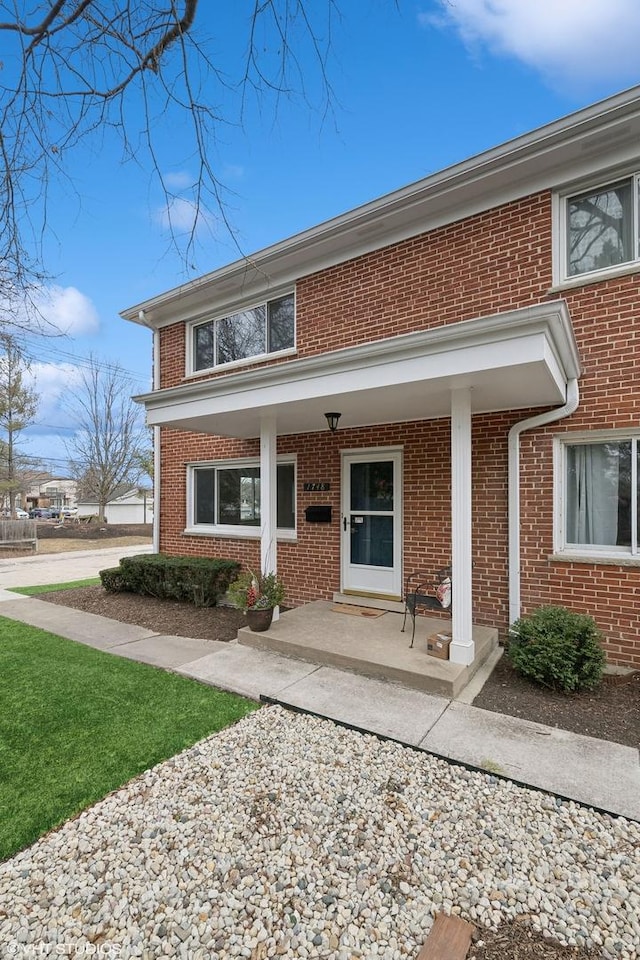 view of front of house with covered porch