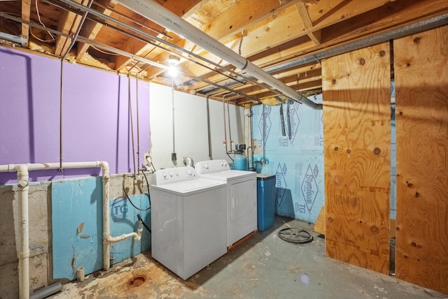 basement featuring washer and dryer