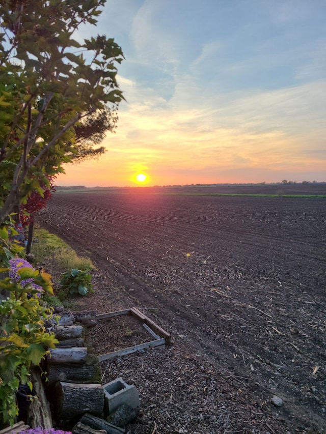 exterior space featuring a rural view