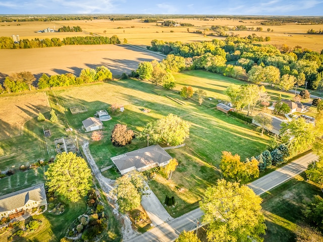 birds eye view of property featuring a rural view