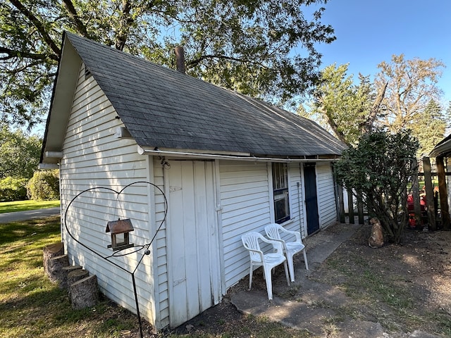 view of outbuilding