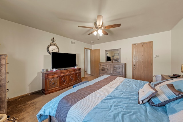 bedroom featuring carpet floors and ceiling fan