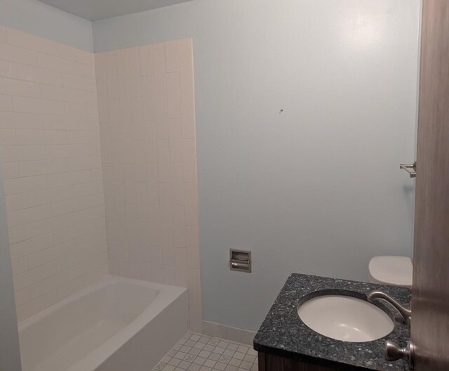 unfurnished bedroom with light colored carpet, a closet, and ceiling fan