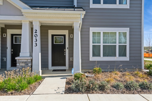 property entrance with a porch