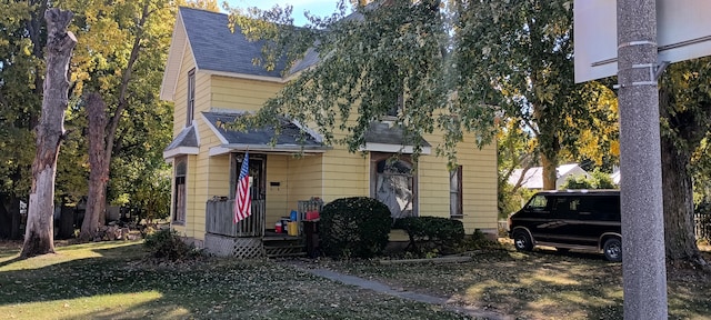 view of front of house