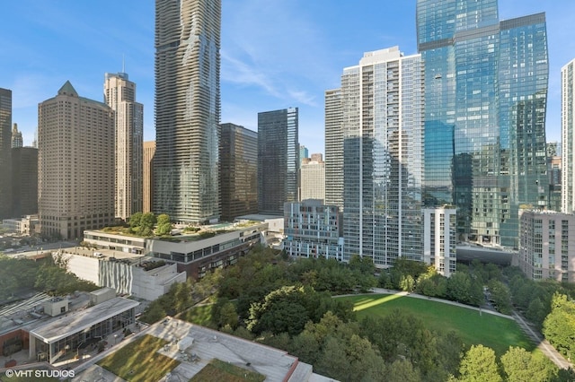 360 E Randolph St Unit 1807, Chicago, IL 60601 - city view