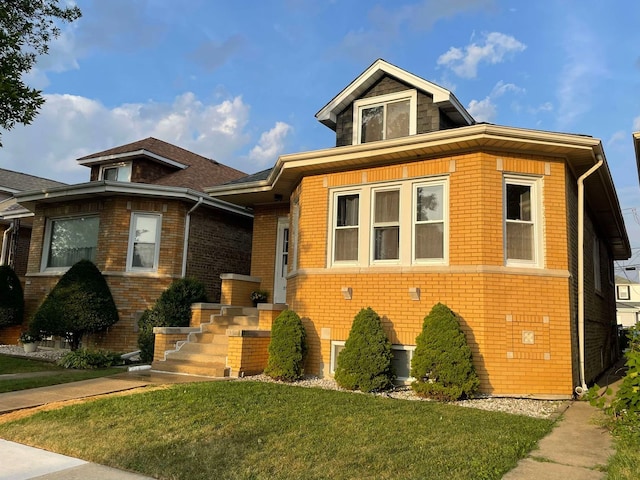 view of front of property with a front lawn