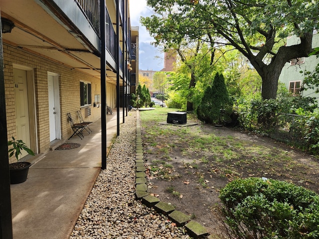 view of yard with a patio