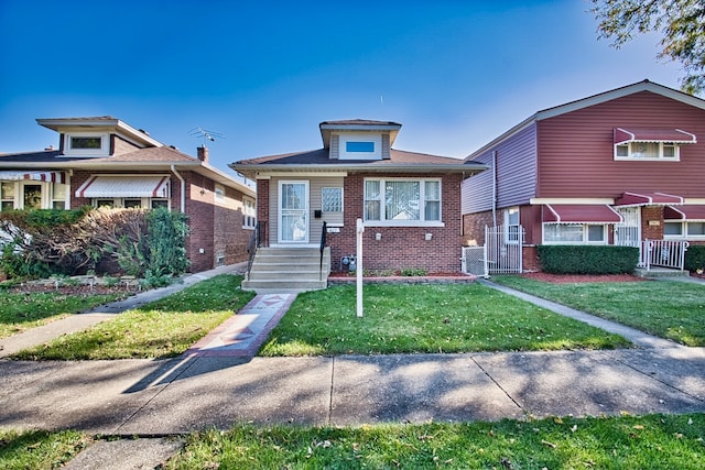 view of front of house with a front yard