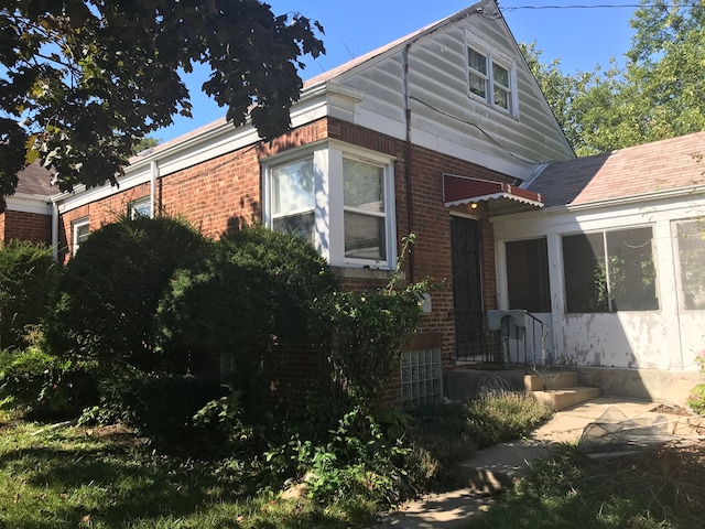 view of home's exterior