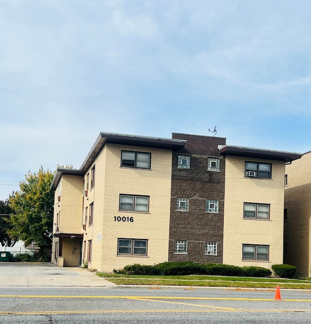 view of building exterior