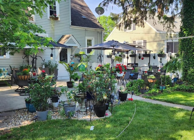 exterior space with a lawn