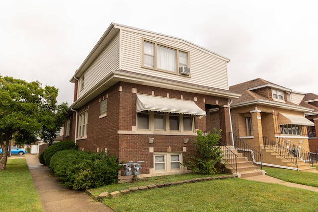 view of front of house featuring a front yard