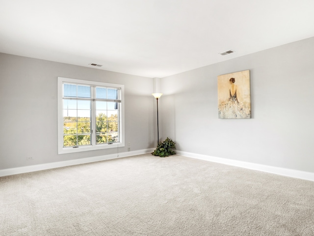 view of carpeted spare room