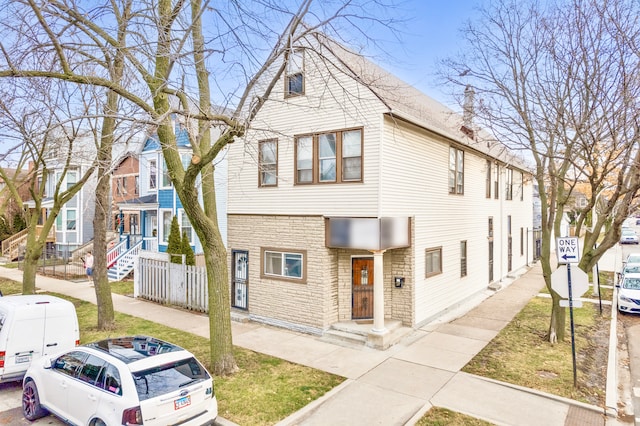 view of front of property