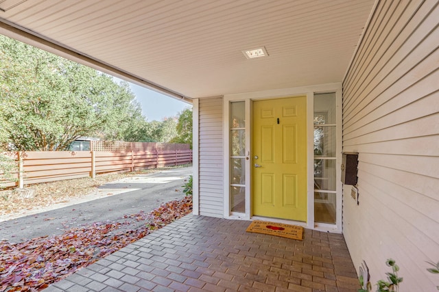 view of entrance to property