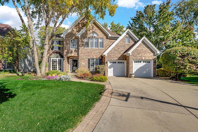 view of front of house featuring a front yard