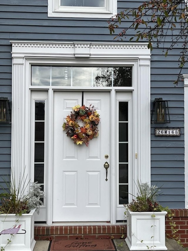 view of property entrance