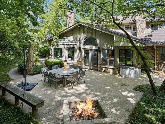 view of patio with outdoor dining space