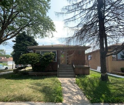 11101 S Ewing Ave, Chicago, IL 60617 - photo 1