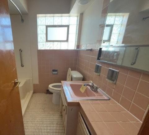 11101 S Ewing Ave, Chicago, IL 60617 - photo 10