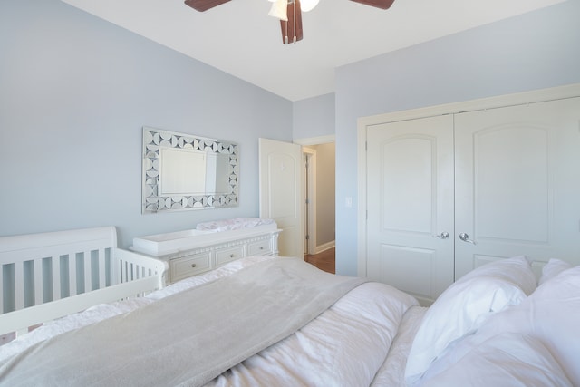 bedroom featuring a closet and ceiling fan