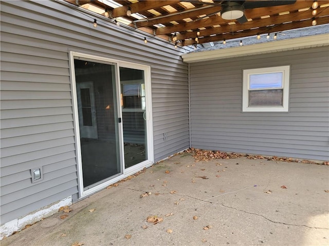 view of patio with a pergola and ceiling fan