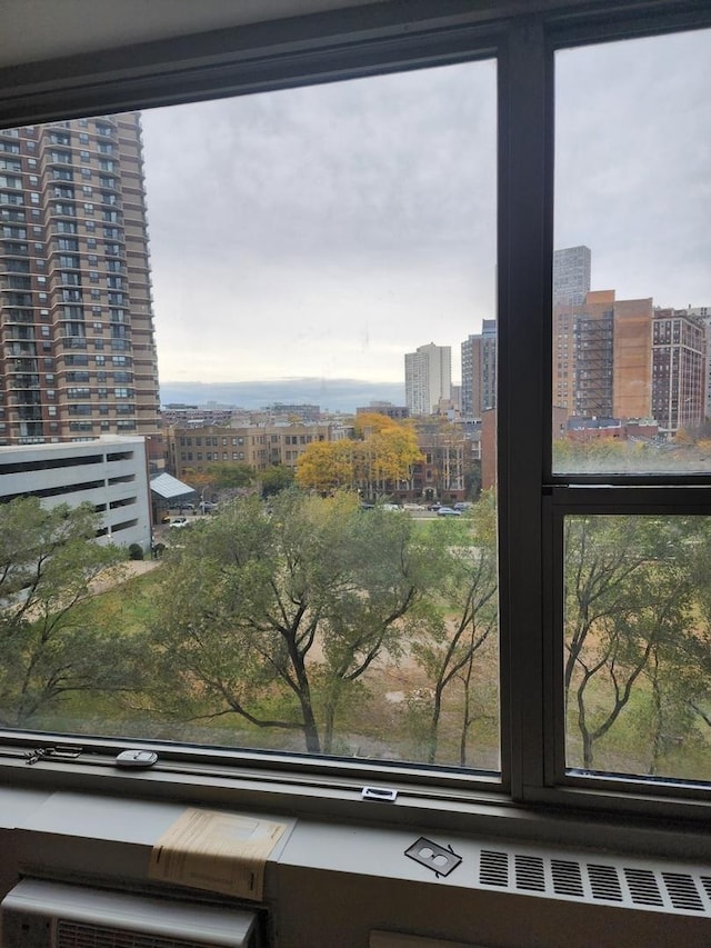 3600 N Lake Shore Dr Unit 622, Chicago, IL 60613 - detailed view of a view of city