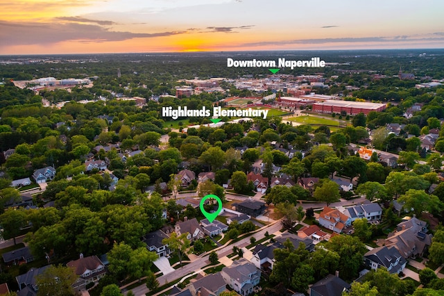 view of aerial view at dusk