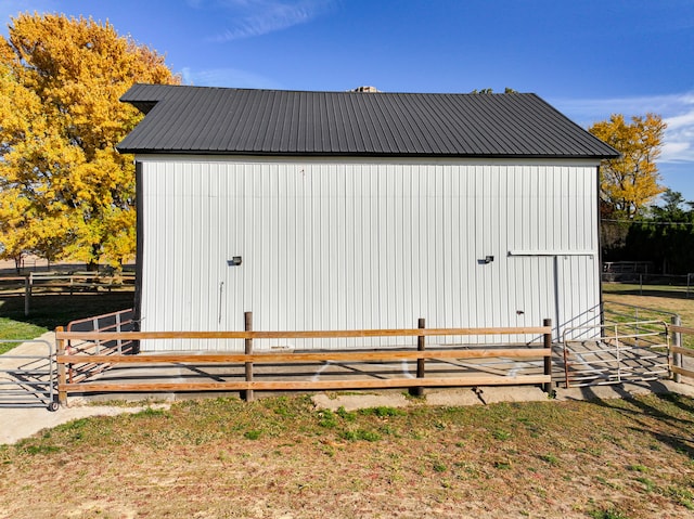 view of outdoor structure