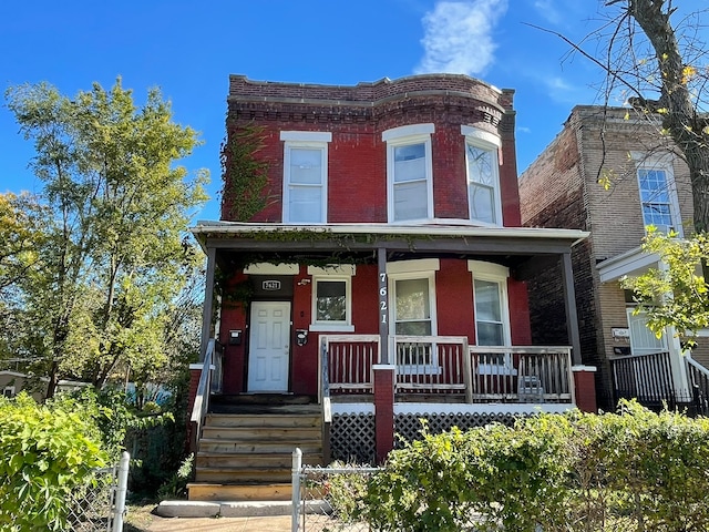 view of front of home featuring a porch