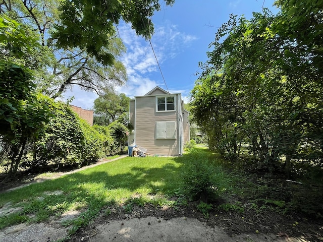 exterior space with a yard