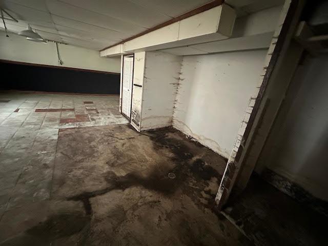 view of unfinished below grade area