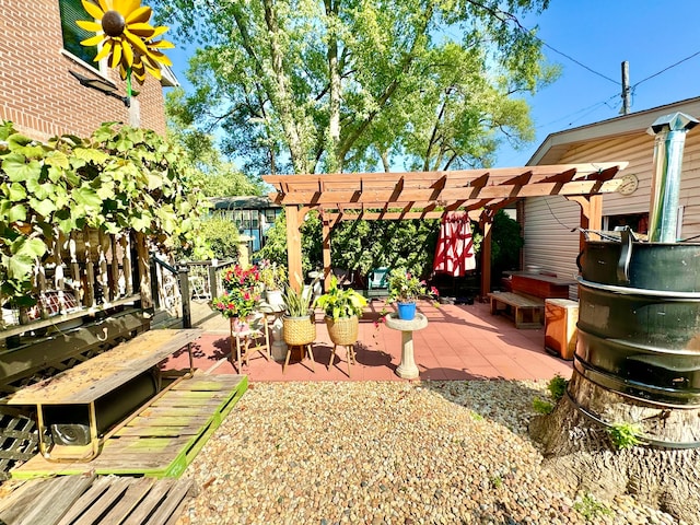 view of yard featuring a patio area and a pergola